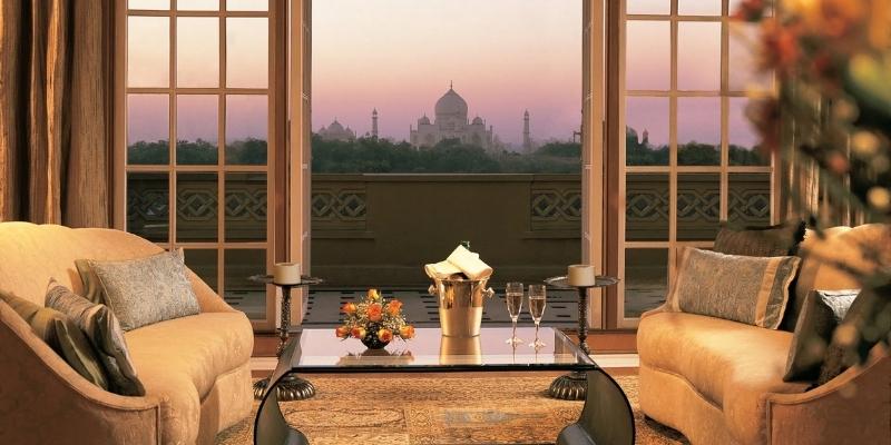 private luxury taj mahal tour from delhi with AC Car and guide