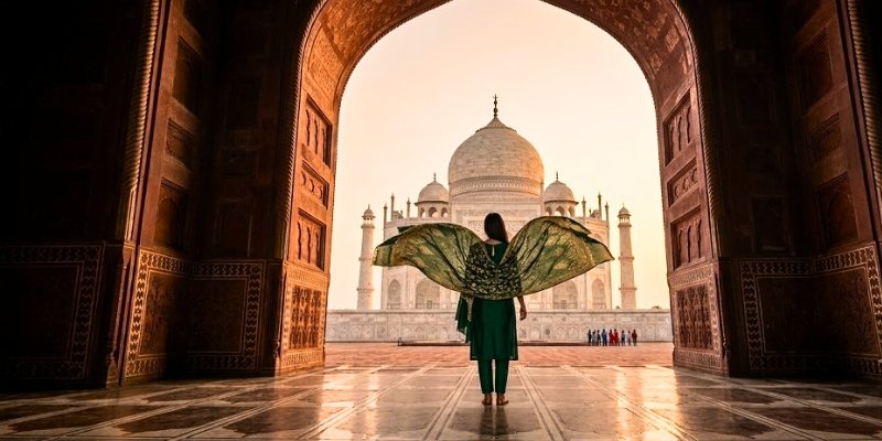 luxury Taj Mahal tour from Delhi by BMW, Audi and Mercedes car